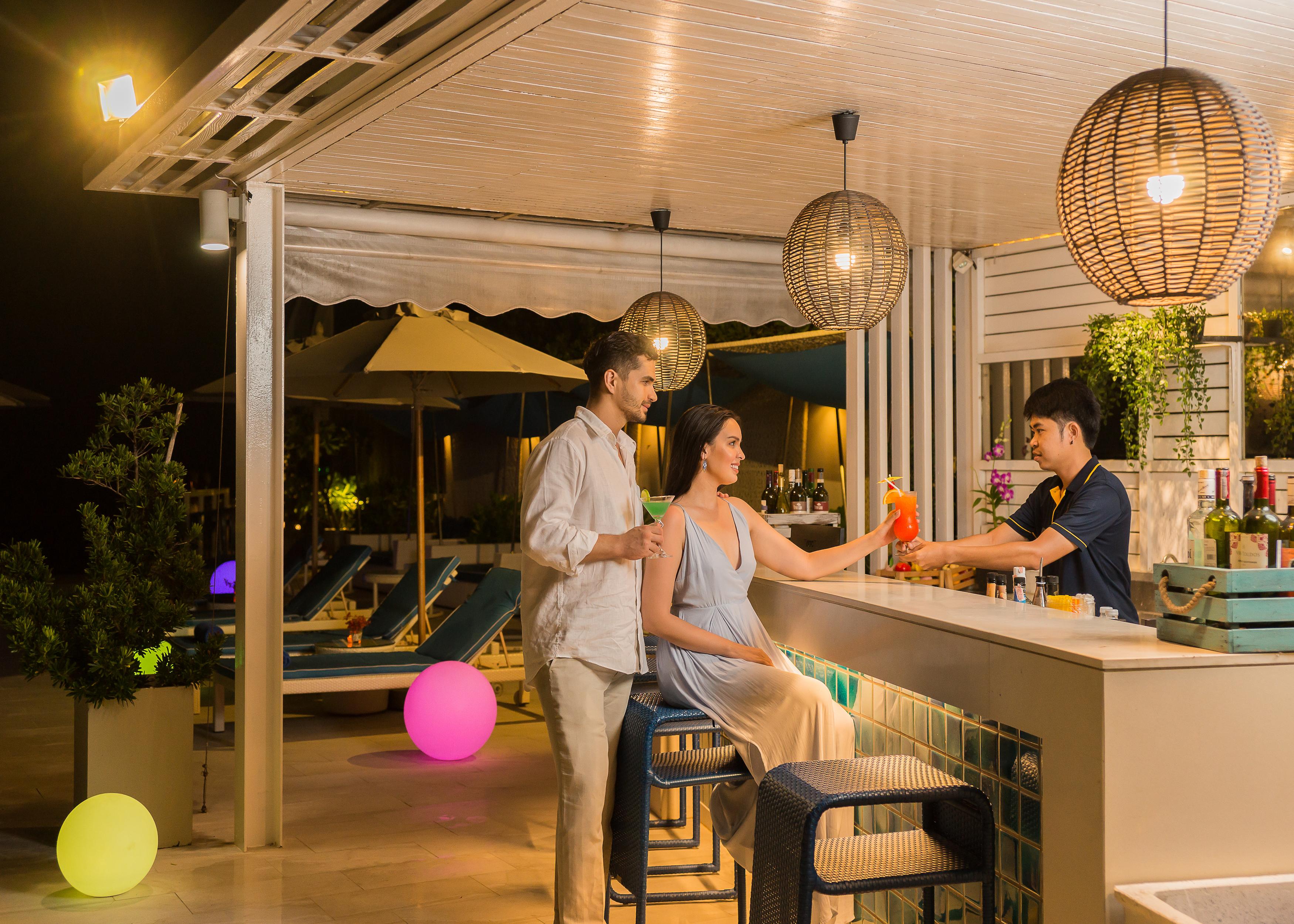 The Rock Hua Hin Beachfront Spa Resort Exteriér fotografie