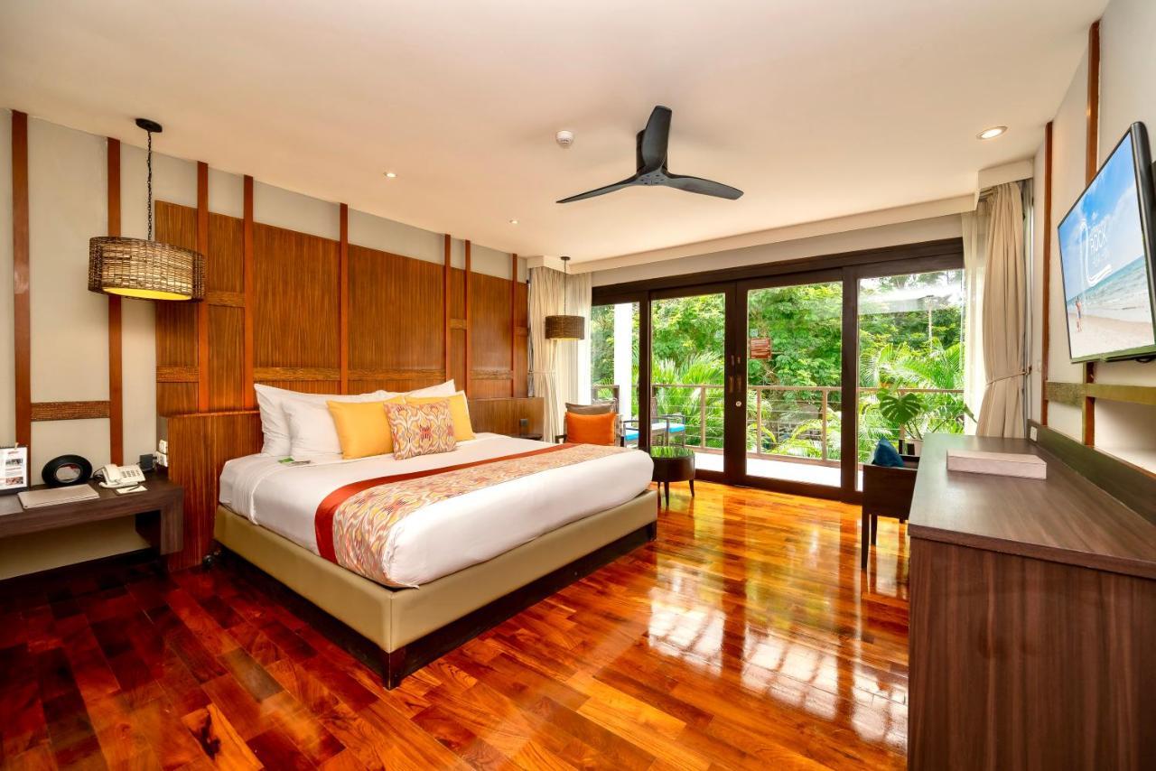 The Rock Hua Hin Beachfront Spa Resort Exteriér fotografie