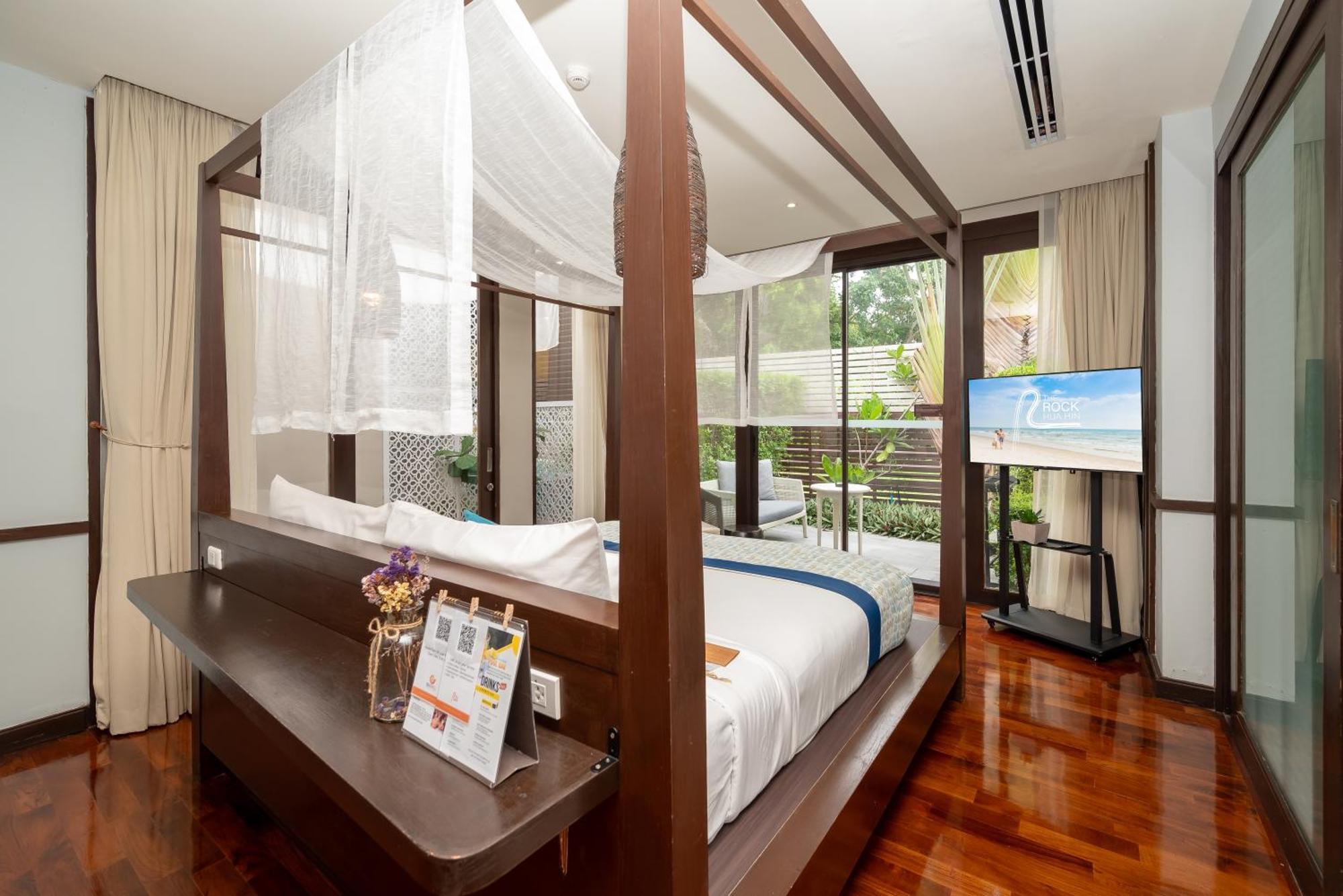 The Rock Hua Hin Beachfront Spa Resort Exteriér fotografie