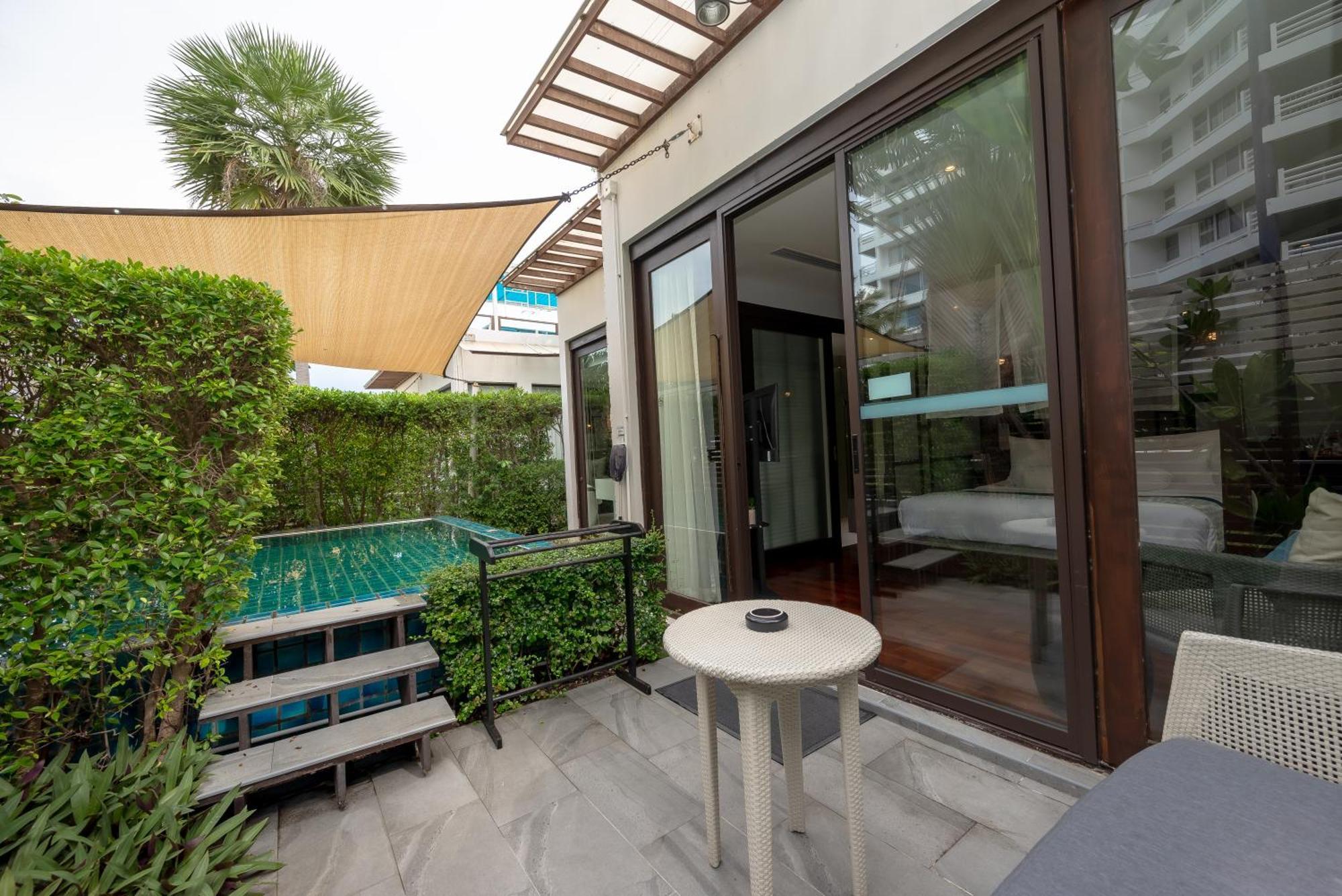 The Rock Hua Hin Beachfront Spa Resort Exteriér fotografie